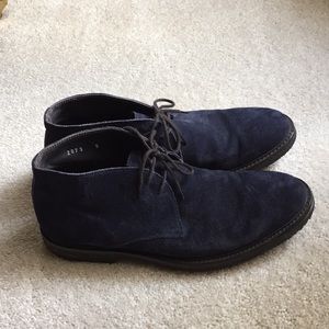 To Boot New York Navy suede chukka boots